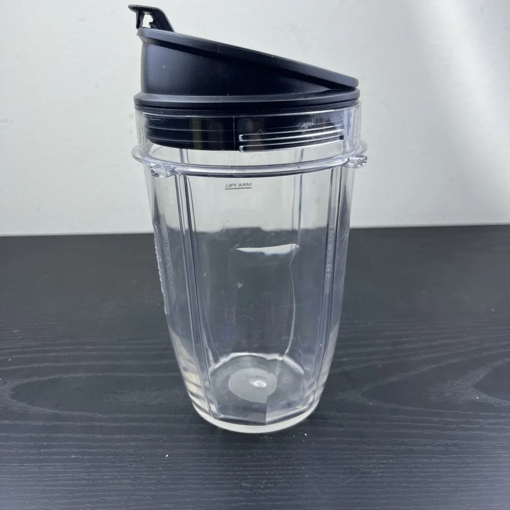 Nutri Ninja Replacement 18oz Cup w/ Sip & Seal Lid‎ Blender Accessory